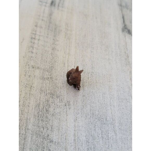 Mini brown rabbit bunny red eye village accessory Xmas - Picture 3 of 5